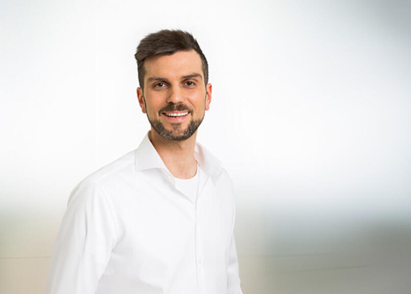 Florian Buchmüller – Naturopath & Osteopath