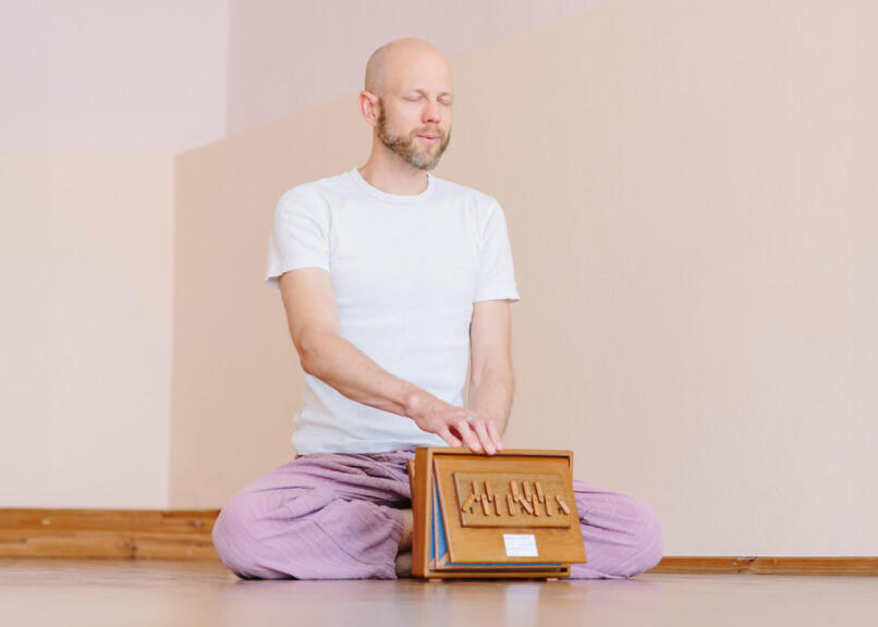 Stephan Maey, Yoga & Klangtherapeut, Heilpraktiker Psychotherapie